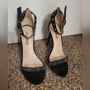 Anne Michelle Black Heels Size 5 1/2